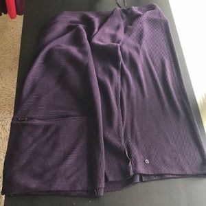 Lululemon Sweater - 8